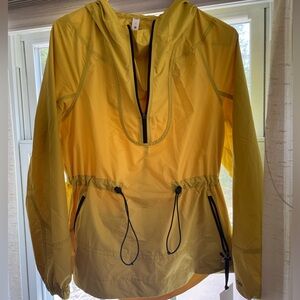 Lululemon Size 4 Run Jacket